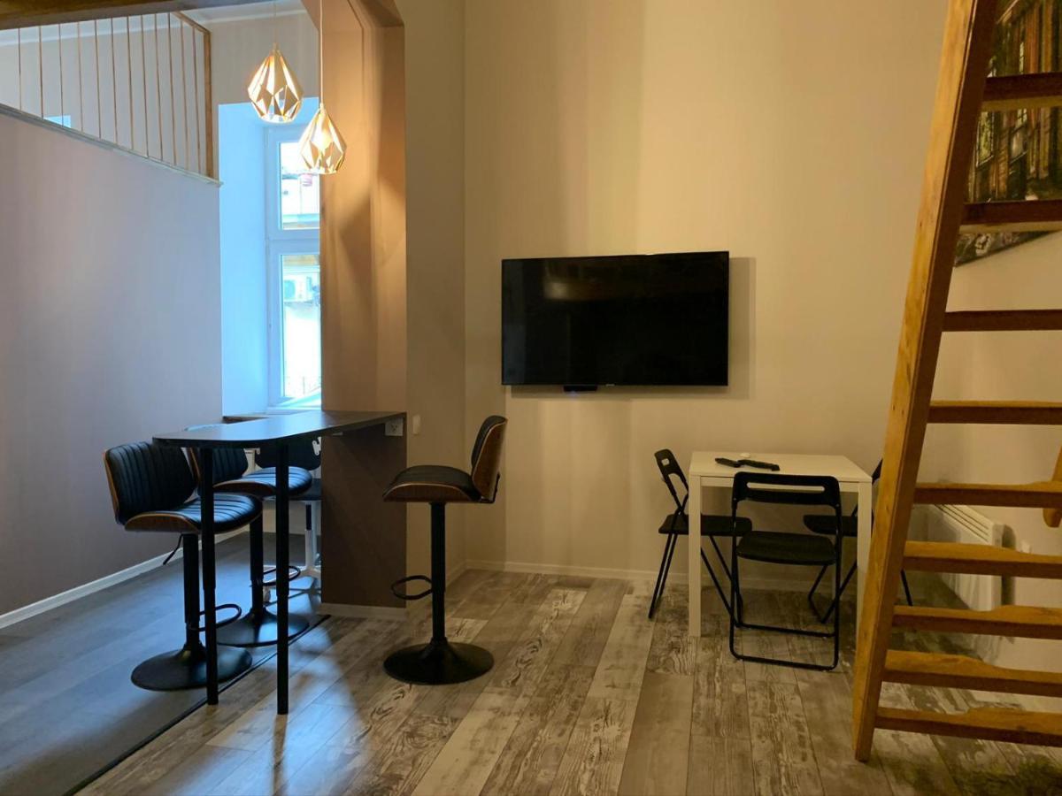 Art-club Apartament *
